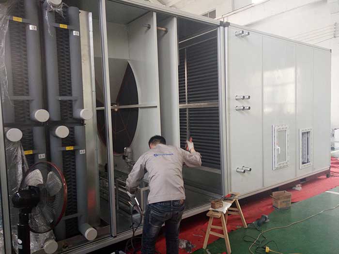 威海某大型化工企業(yè)兩臺10%濕度，40000風(fēng)量2臺除濕機(jī)組